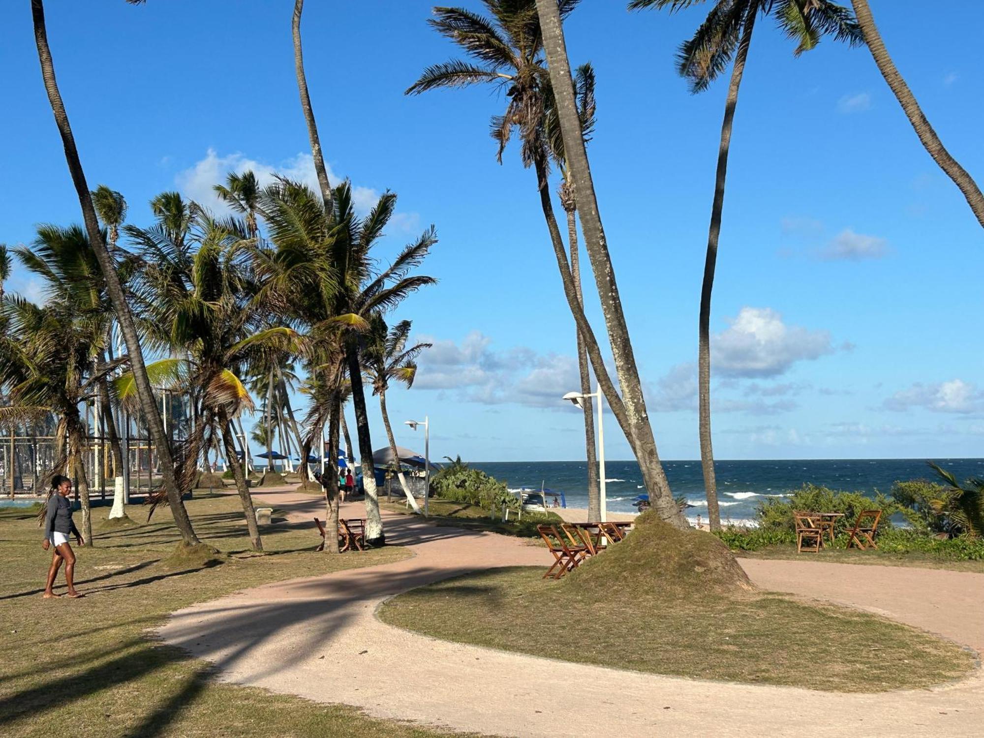 Village Em Stella Maris A 50M Da Praia السلفادور المظهر الخارجي الصورة